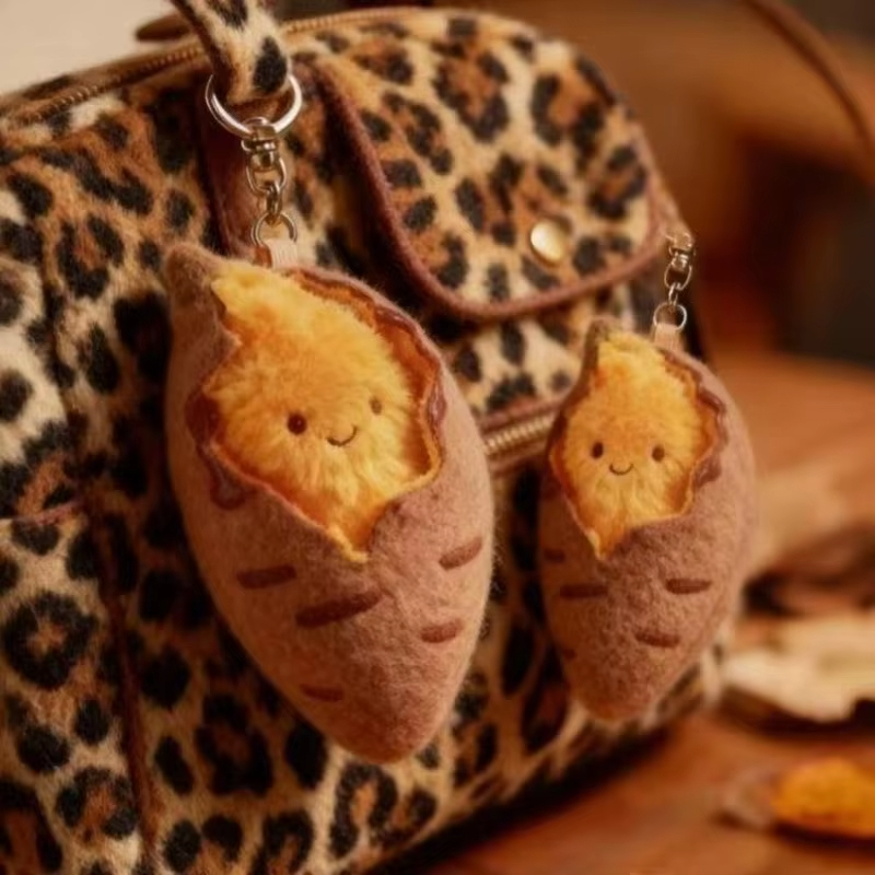 Sweet Potato Plush Keychain Sk - Gaming Console Keychain ulasan dan harga